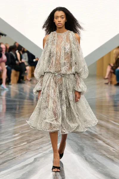 Look 71
